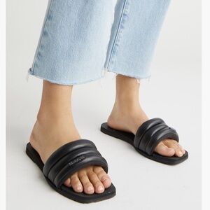 NWOB Havaianas You Milan Women's Sandals. Size 37-38. MSRP $62